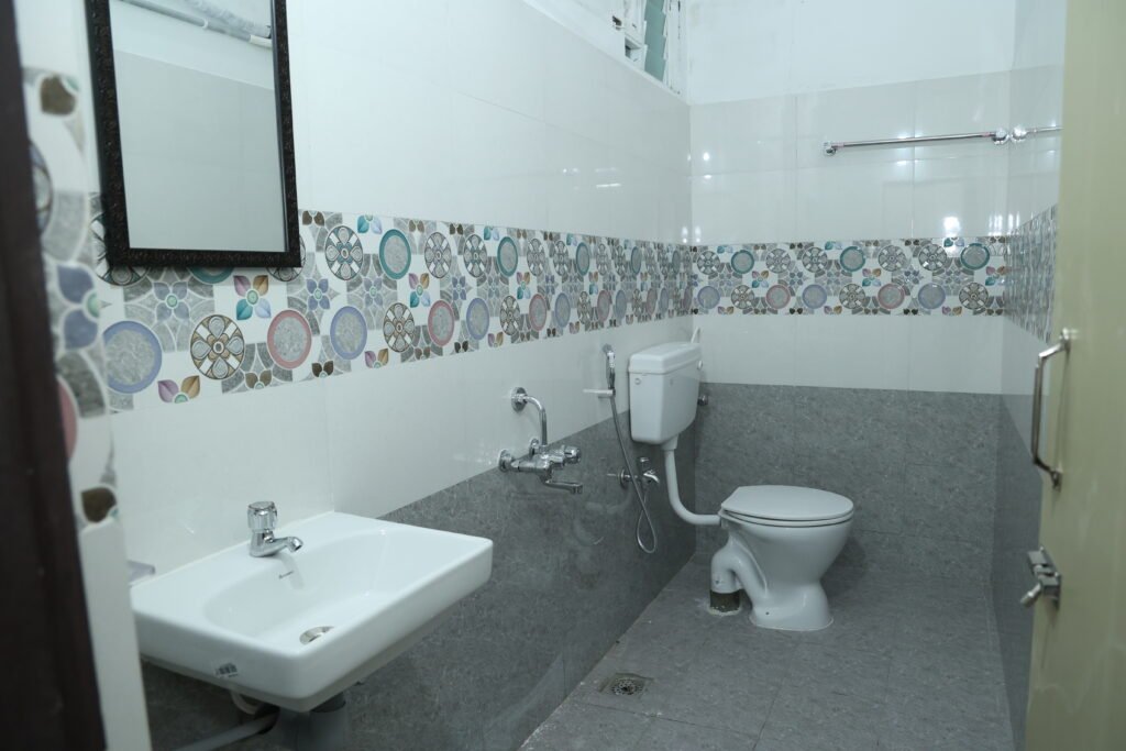 3rd floor AC double room interior vie